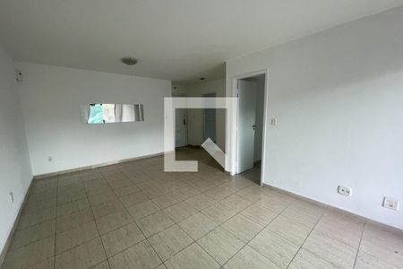 Sala de apartamento para alugar com 2 quartos, 100m² em Jardim Vinte E Cinco de Agosto, Duque de Caxias
