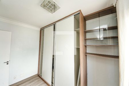 Quarto 2 de apartamento para alugar com 2 quartos, 45m² em Jardim Ibitirama, São Paulo