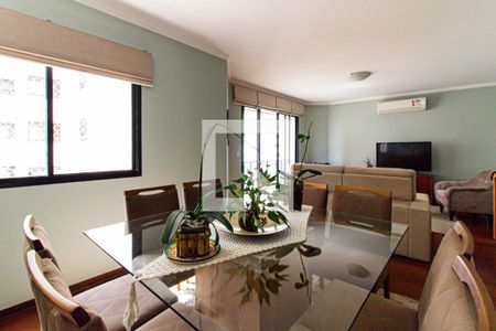 Sala de apartamento à venda com 4 quartos, 153m² em Perdizes, São Paulo