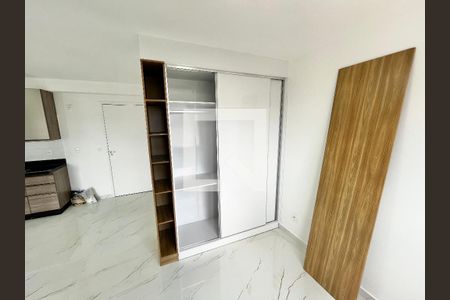 Sala/Cozinha/Quarto de kitnet/studio para alugar com 1 quarto, 31m² em Parada Inglesa, São Paulo