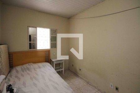 Casa à venda com 2 quartos, 172m² em Vila Tolstoi, São Paulo