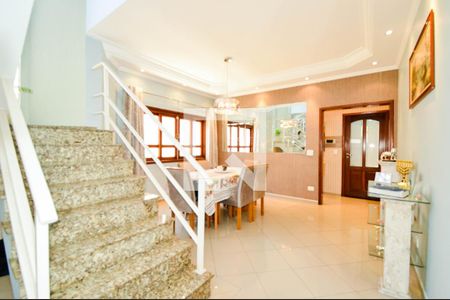 Sala de casa à venda com 3 quartos, 200m² em Vila Galvão, Guarulhos