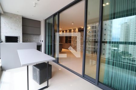 Varanda gourmet de apartamento para alugar com 3 quartos, 151m² em Jardim Karaíba, Uberlândia
