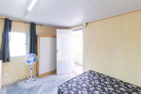 Quarto de casa para alugar com 1 quarto, 32m² em Bela Vista, Osasco