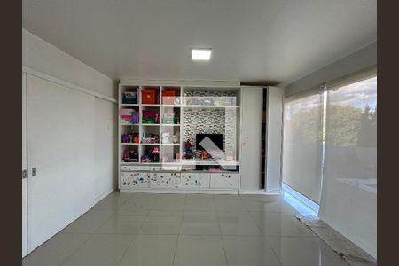 Casa à venda com 3 quartos, 212m² em Ideal, Novo Hamburgo