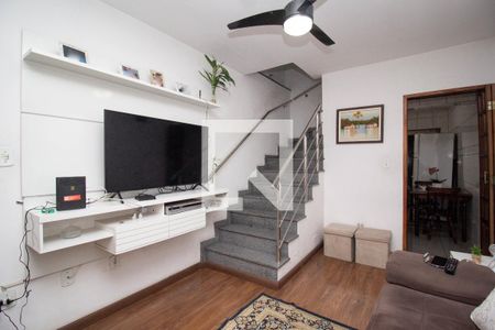 Sala de casa à venda com 4 quartos, 150m² em Vila Bancaria Munhoz, São Paulo