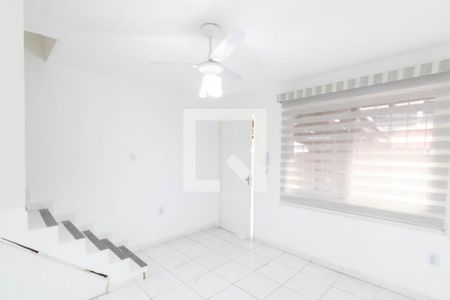Sala de casa para alugar com 2 quartos, 65m² em Campo Grande, Rio de Janeiro