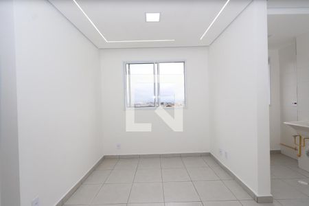 Sala de apartamento para alugar com 2 quartos, 41m² em Vila Fatima, São Paulo