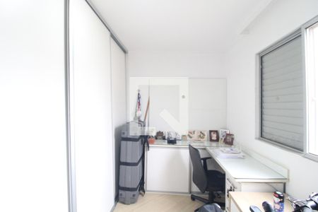 Quarto 2 de apartamento à venda com 3 quartos, 77m² em Vila Sofia, São Paulo
