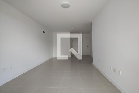 Sala de apartamento para alugar com 4 quartos, 123m² em Barra da Tijuca, Rio de Janeiro