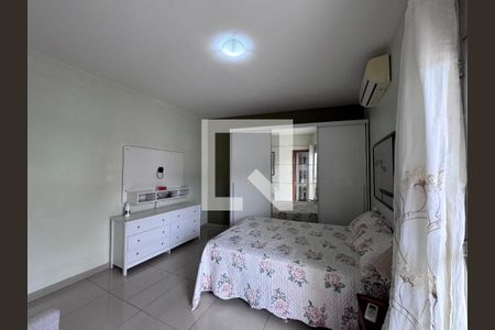 Suíte de casa de condomínio para alugar com 3 quartos, 260m² em Vargem Grande, Rio de Janeiro