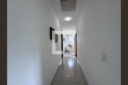 Corredor de casa de condomínio para alugar com 3 quartos, 260m² em Vargem Grande, Rio de Janeiro