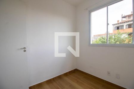 Quarto 1 de apartamento para alugar com 2 quartos, 42m² em Parque Arariba, São Paulo