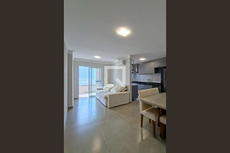 Sala de apartamento para alugar com 1 quarto, 50m² em Real, Praia Grande