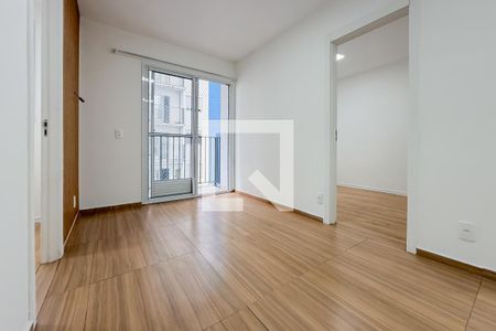 Sala de apartamento para alugar com 2 quartos, 40m² em Cambuci, São Paulo