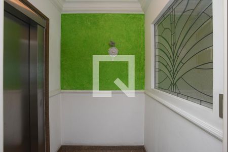 Hall Exclusivo de apartamento à venda com 3 quartos, 157m² em Perdizes, São Paulo