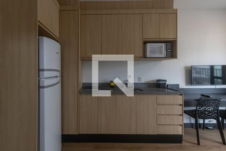 Cozinha de apartamento para alugar com 1 quarto, 28m² em Indianópolis, São Paulo