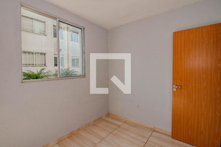 Quarto 1 de apartamento para alugar com 2 quartos, 48m² em Santa Fe, Porto Alegre