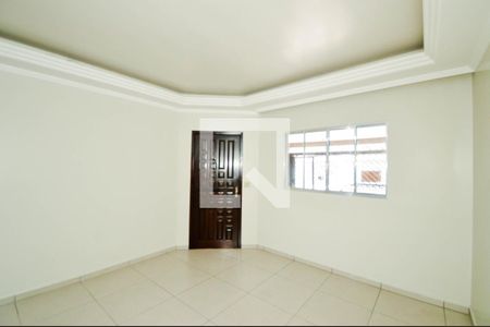 Sala de casa para alugar com 4 quartos, 350m² em Jardim Vila Galvao, Guarulhos