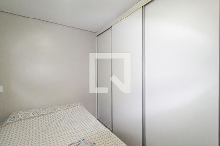 Suíte de casa à venda com 5 quartos, 200m² em Santa Maria, Osasco