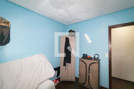 Quarto 1 de casa à venda com 5 quartos, 200m² em Santa Maria, Osasco