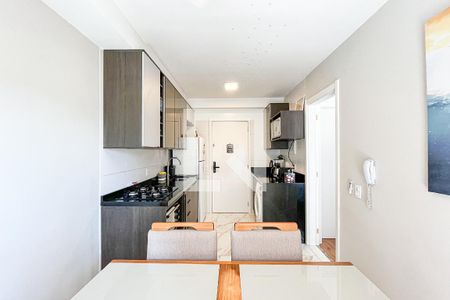 Sala/Cozinha de apartamento à venda com 1 quarto, 28m² em Vila Romana, São Paulo