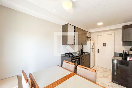 Sala/Cozinha de apartamento à venda com 1 quarto, 28m² em Vila Romana, São Paulo