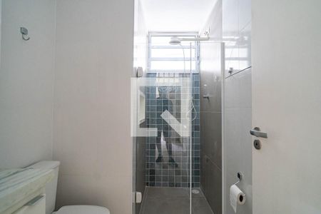 Banheiro de apartamento para alugar com 1 quarto, 32m² em Consolação, São Paulo