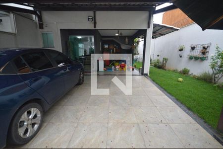 Casa à venda com 3 quartos, 114m² em Santa Amelia, Belo Horizonte