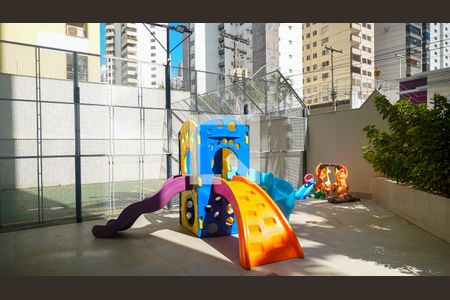 Apartamento para alugar com 5 quartos, 330m² em Setor Bueno, Goiânia