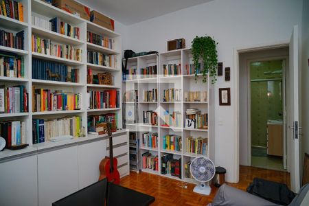 Quarto 1 de apartamento à venda com 3 quartos, 80m² em Icaraí, Niterói