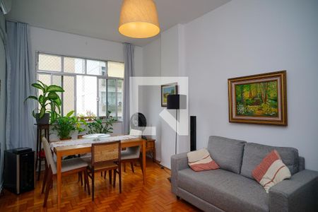 Sala de apartamento à venda com 3 quartos, 80m² em Icaraí, Niterói