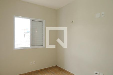 Quarto 1 de apartamento para alugar com 2 quartos, 49m² em Jardim Maia, São Paulo