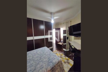 Casa à venda com 4 quartos, 300m² em Vila Curuçá, Santo André