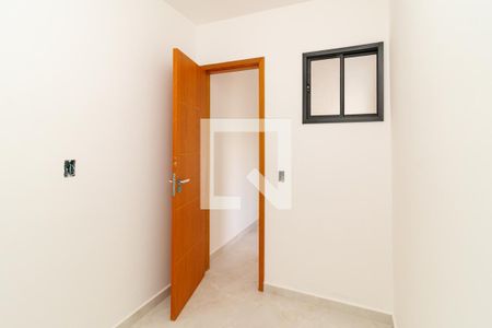 Quarto 2 de casa de condomínio para alugar com 2 quartos, 41m² em Vila Isolina Mazzei, São Paulo