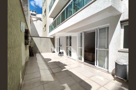 Quintal de apartamento à venda com 2 quartos, 90m² em Tijuca, Rio de Janeiro