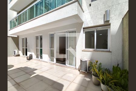 Quintal de apartamento à venda com 2 quartos, 90m² em Tijuca, Rio de Janeiro