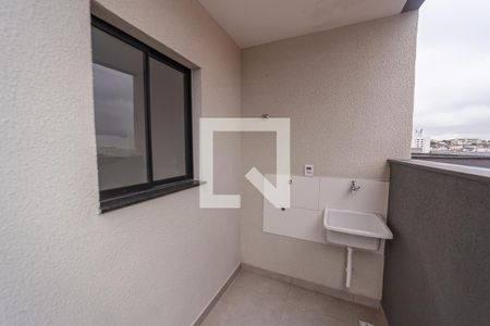 Terraço e Área de Serviço de apartamento para alugar com 2 quartos, 60m² em Vila Isolina Mazzei, São Paulo