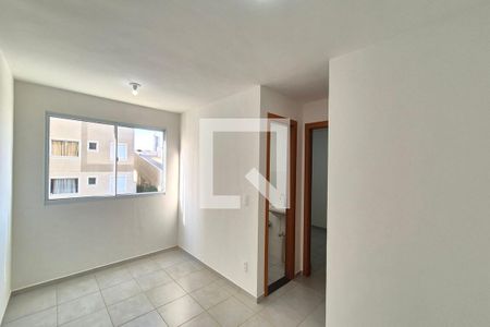 Sala de apartamento para alugar com 2 quartos, 43m² em Vila Satúrnia, Campinas