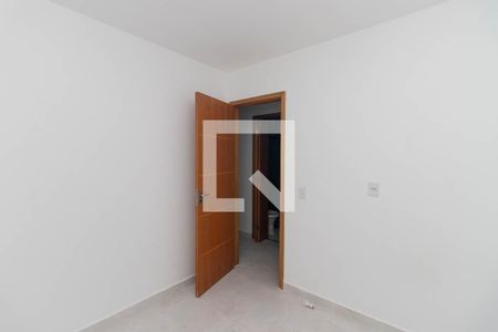 Quarto 1 de apartamento para alugar com 2 quartos, 41m² em Vila Isolina Mazzei, São Paulo