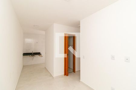 Casa de Condomínio para alugar com 2 quartos, 41m² em Vila Isolina Mazzei, São Paulo