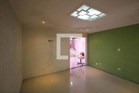 Sala 1 de casa para alugar com 3 quartos, 132m² em Jardim Clara Regina, São Paulo