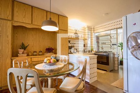 Apartamento para alugar com 3 quartos, 108m² em Centro Cívico, Curitiba