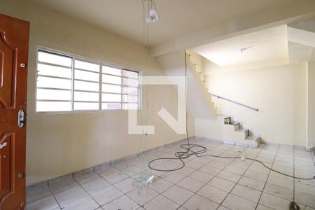 Sala de casa para alugar com 4 quartos, 140m² em Marta Helena, Uberlândia