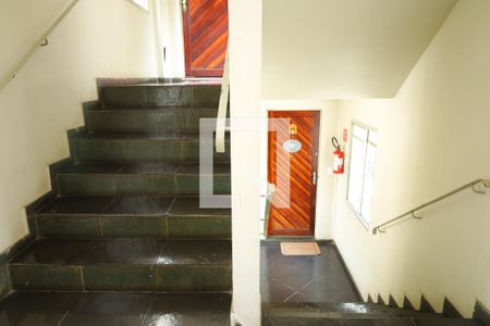 Área comum - Saguão do andar de apartamento para alugar com 2 quartos, 43m² em Jardim Robru, São Paulo