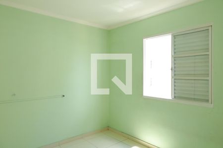 Quarto 1 de apartamento para alugar com 2 quartos, 43m² em Jardim Robru, São Paulo
