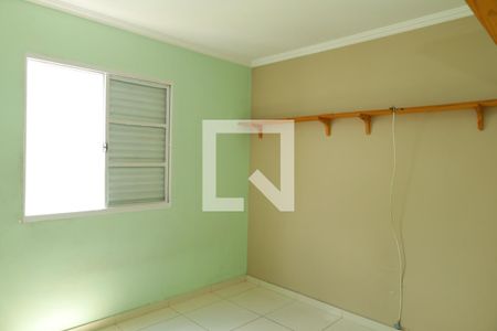 Quarto 1 de apartamento para alugar com 2 quartos, 43m² em Jardim Robru, São Paulo