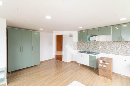 Sala/Quarto de kitnet/studio para alugar com 1 quarto, 30m² em Campo Grande, Rio de Janeiro