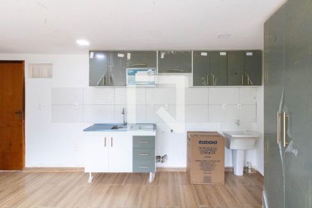 Sala/Quarto de kitnet/studio para alugar com 1 quarto, 35m² em Campo Grande, Rio de Janeiro