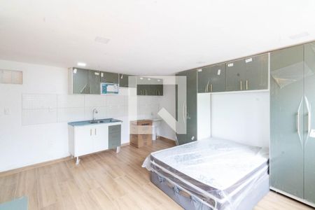 Sala/Quarto de kitnet/studio para alugar com 1 quarto, 35m² em Campo Grande, Rio de Janeiro